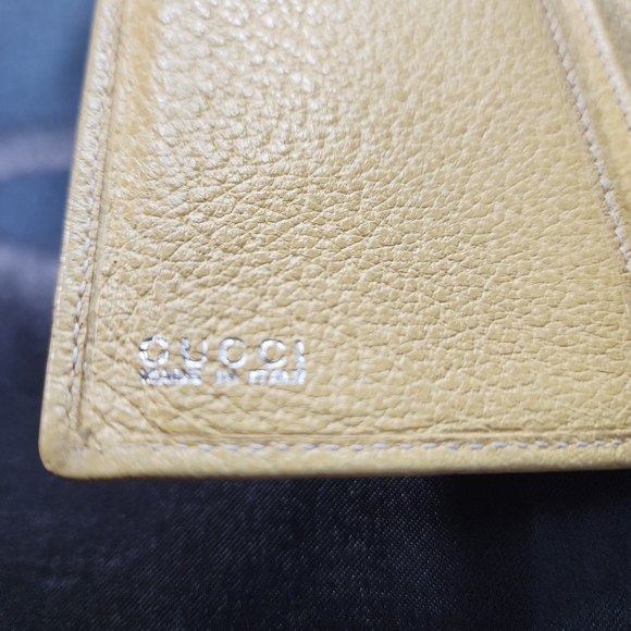 Vintage Gucci Long Bifold Continental Wallet IN yellow - Picture 4 of 7